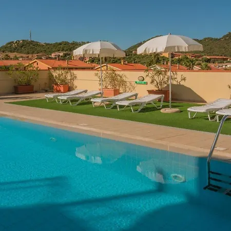 Stylish Le Fontane 1 Bedroom Sleeps 2 * Villasimius