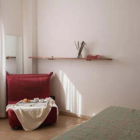 Stylish Le Fontane 1 Bedroom Sleeps 2 *