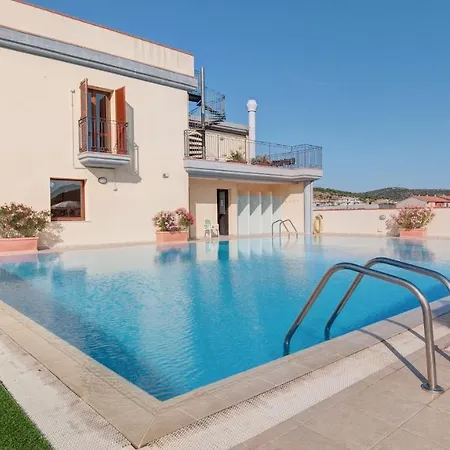 Stylish Le Fontane 1 Bedroom Sleeps 2 * Villasimius