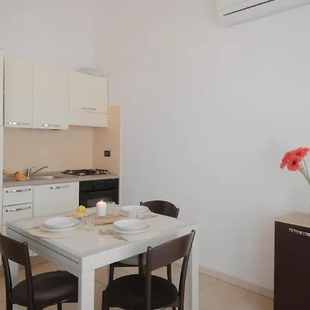 Apartment Stylish Le Fontane 1 Bedroom Sleeps 2 Villasimius